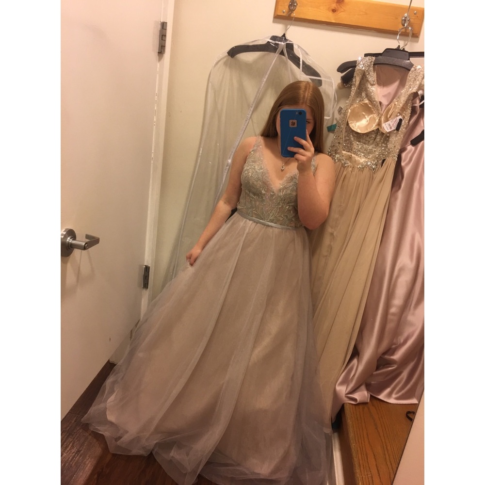Prom dress !!